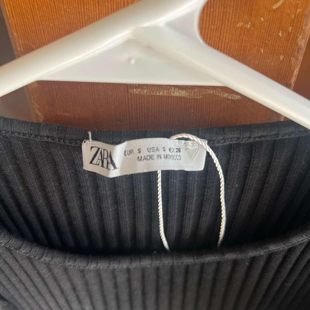 Zara Black Ribbed Top - Picture 2 of 3